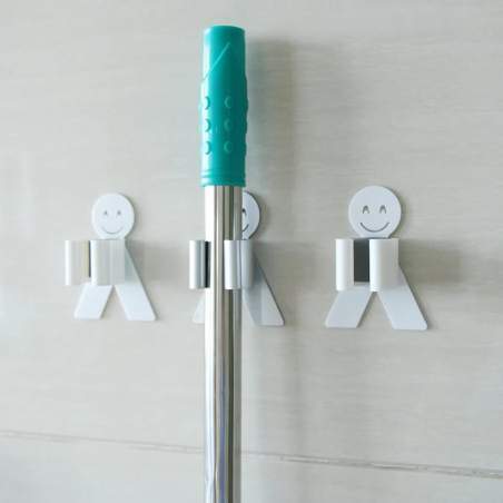 soporte-para-escoba-autoadhesivo- (1)